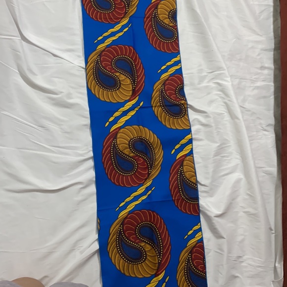 NWOT - EY Studio Royal Blue, Ruby Red & Gold Print African high-low dress. Sz:L - Picture 6 of 9